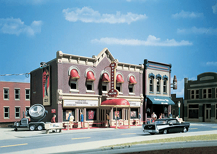 243-40300  -  Entertainment District - HO Scale