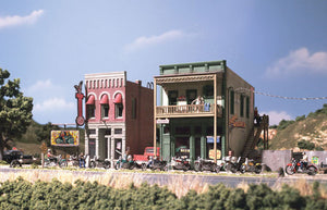 243-40700  -  Popa Weelie's Saloon - HO Scale