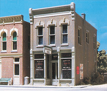 243-80100  -  Birdie's Tavern - O Scale
