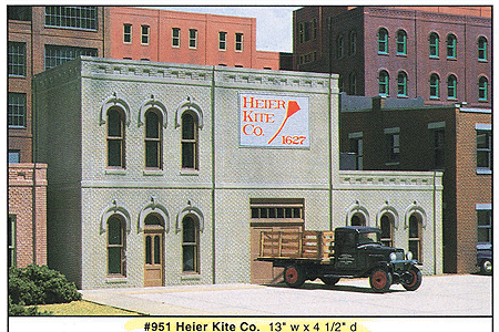 243-95100  -  Heier Kite Co. Kit - O Scale