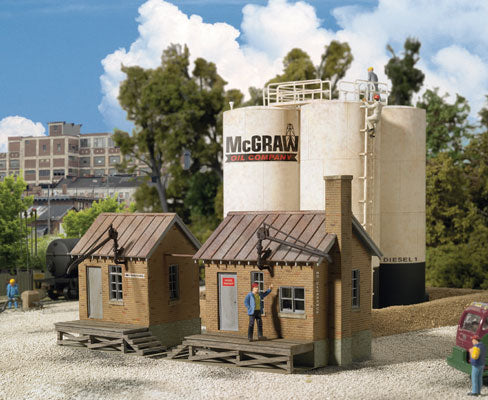 933-2913  -  McGraw Oil Company Kit - HO Scale