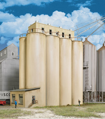 933-2942  -  Head House w/Silos Modern - HO Scale