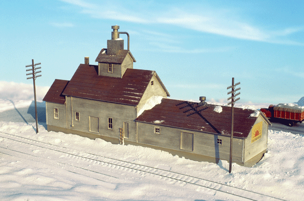 933-3239  -  Sunrise Feed Mill N Kit - N Scale