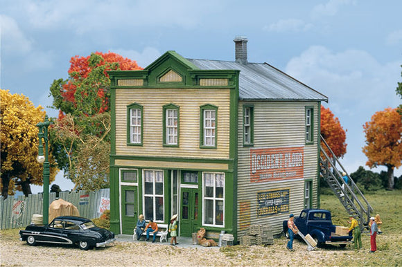 933-3650  -  River Road Mercantile Kit - HO Scale