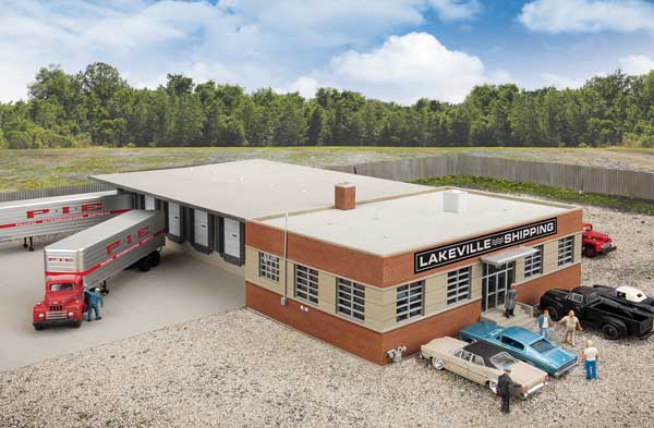 933-4131  -  Cross-Dock Truck Facility - HO Scale