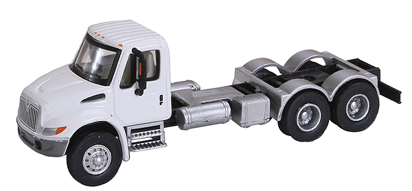 949-11530  -  Intl 4300 2-Axl Chassis - HO Scale