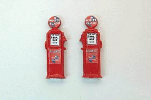 361-583  -  Cstm Gas Pumps Atlntc 2/ - HO Scale