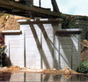 214-8421  -  Concrete Stepped Abut 2/ - HO Scale