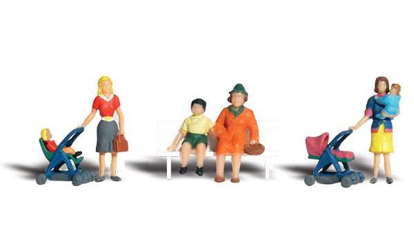 785-1832  -  Moms & Kids 6/ - HO Scale