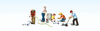 785-1915  -  Lawn Workers 5/ - HO Scale