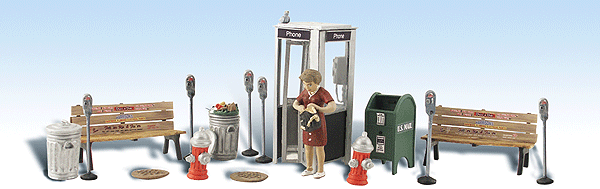 785-1941  -  Street Accessories 18/ - HO Scale