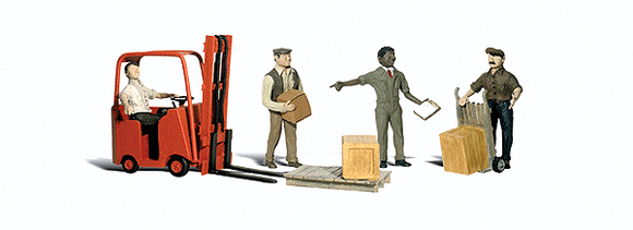785-2744  -  Workers w/Forklift 4/ - O Scale