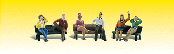 785-2206  -  People on Benches 3/ - N Scale
