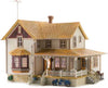 785-5046  -  B&R Corner Porch House - HO Scale