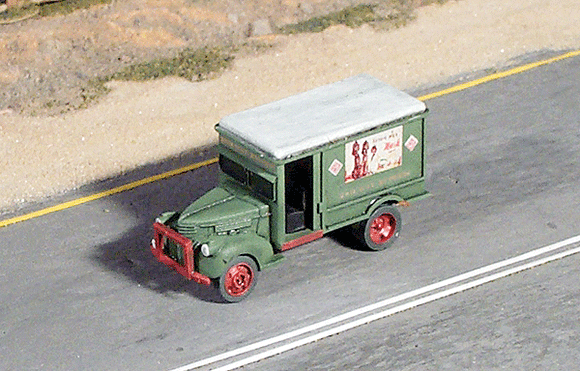 284-56015  -  1940's REA Truck - N Scale