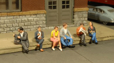 160-33161  -  Pltfrm Pssngrs Seated 6/ - O Scale