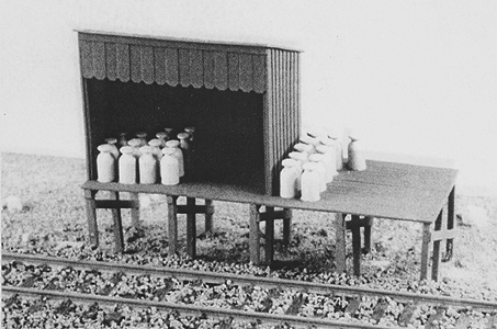 293-7017  -  Milk Station Kit - HO Scale