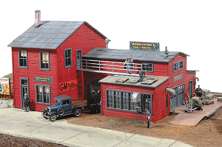 361-541  -  Rebelstoke Pick & Shovel - HO Scale