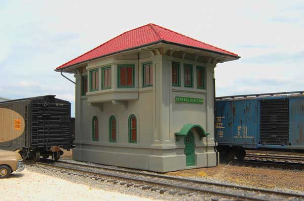 160-35114  -  Cntrl Junction Swtch Twr - HO Scale