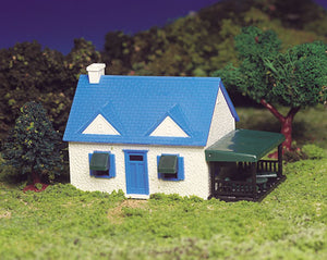 160-45131  -  Cape Cod House Kit - HO Scale