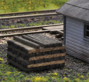 184-1811  -  Pile O' Ties Stained   2/ - N Scale