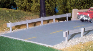 541-13  -  Highway Guardrail Kit 6/ - HO Scale