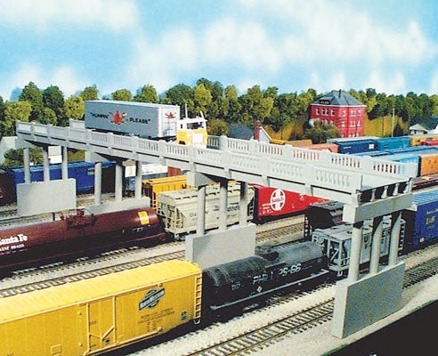 628-103  -  150' Hwy Overpass w/4 Prs - HO Scale