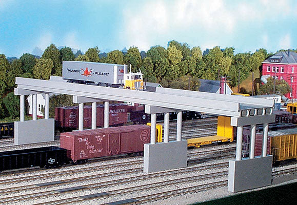 628-113  -  150' Modern Hwy Op w/4 Pr - HO Scale