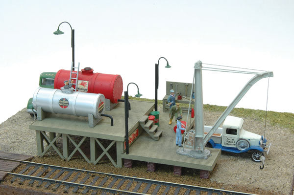 361-671  -  East Side Fuel Depot - HO Scale