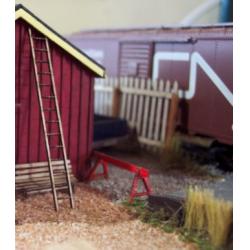 OMK-1058  -  Ladders 10pk - HO Scale