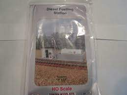 OMK-1122  -  Diesel Fueling Station - HO Scale